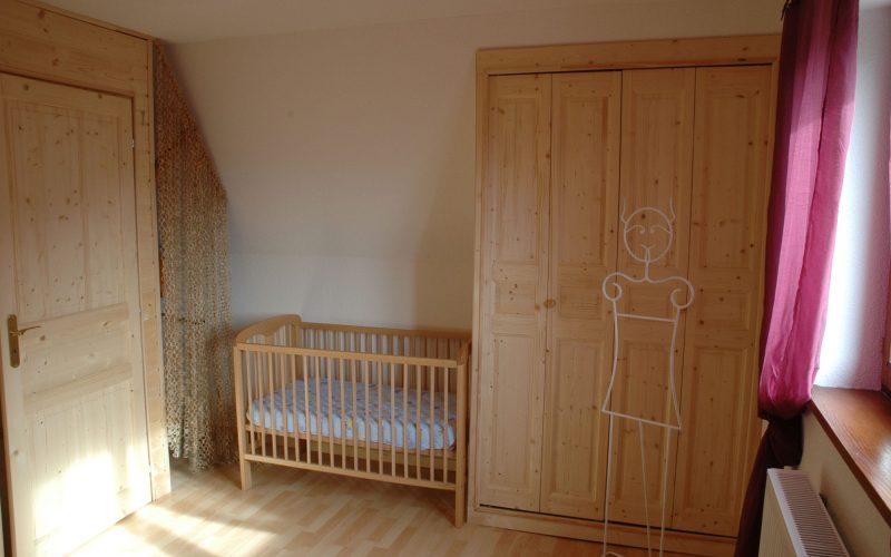 Chambre 3 avec lit bébé